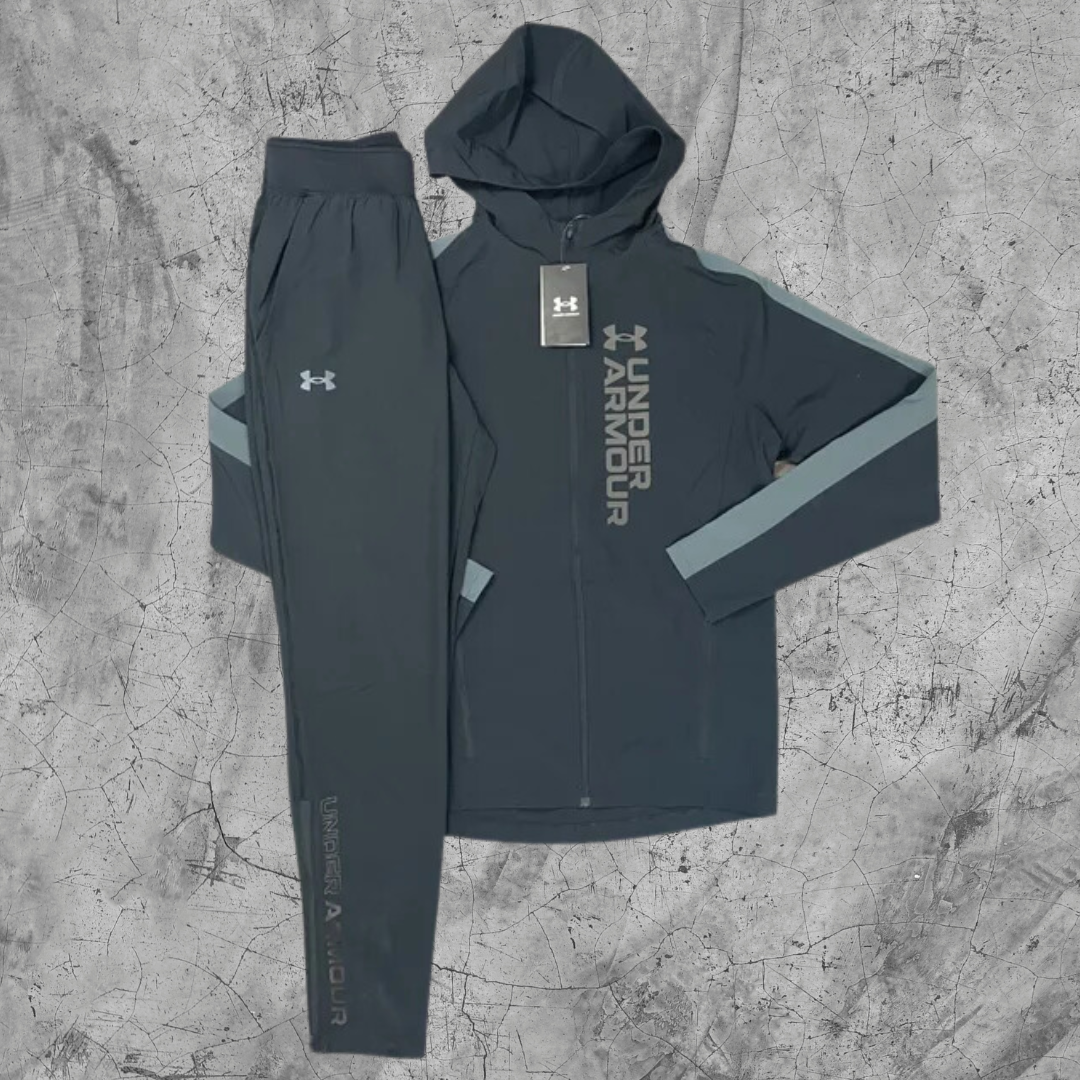 Under Armour - Reflective Tracksuit - Black – DRIP SUPPLY UK