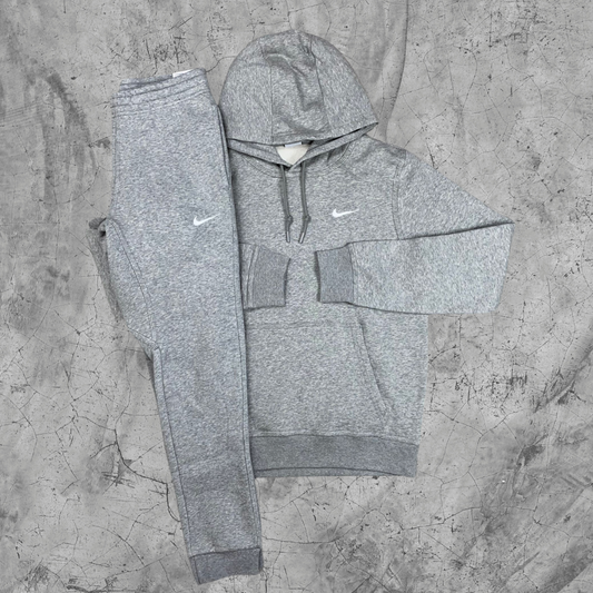 Nike Club Fleece Sportswear Tracksuit - GREY